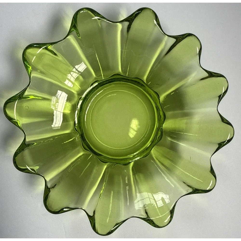 Vintage Federal Glass Celestial Bowl Limelight Green 5.75